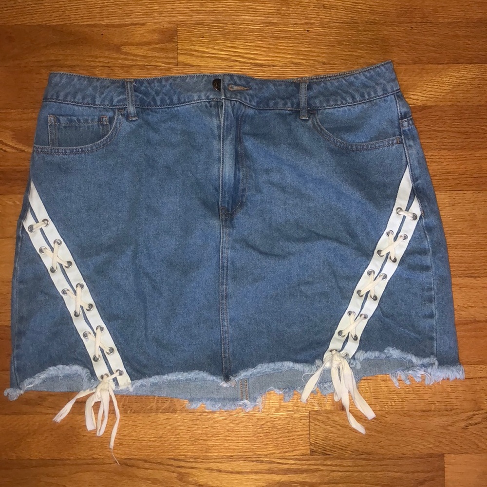 Forever 21+ denim skirt, size 14